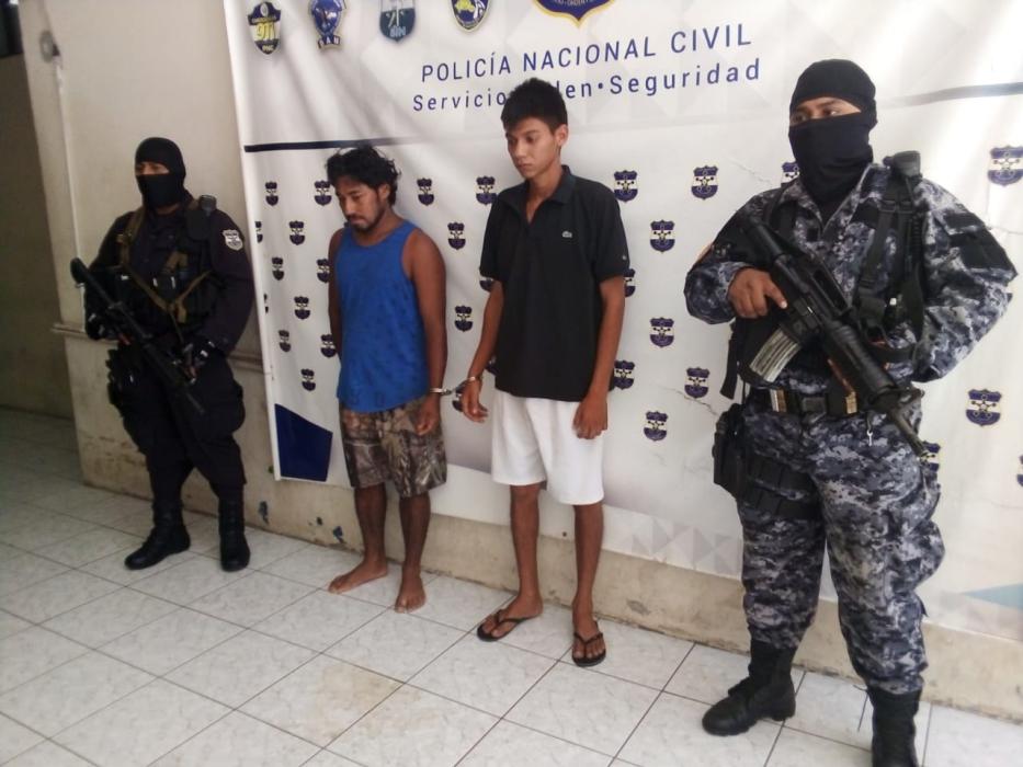 Detienen a 2 sujetos acusados de homicidio y violación en San Miguel detienen-a-2-sujetos-acusados-de-homicidio-y-violacion-en-san-miguel
